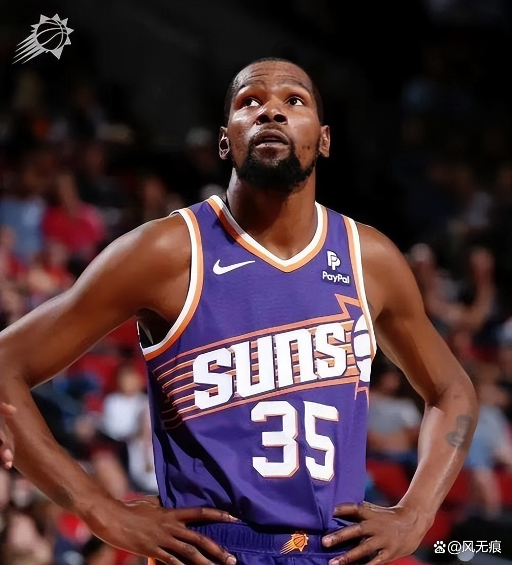 英雄联盟S15全球赛-菲尼克斯太阳训练开放日，转会期回应争议引欢呼，法甲在即，团队化学反应显著的简单介绍