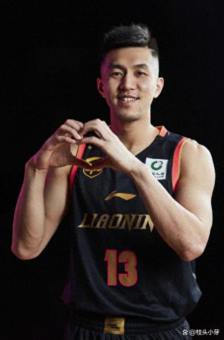 包含赛地聚焦——德甲冲刺阶段热度飙升,广州队强势反弹,球迷炸锅,团队化学反应显著的词条 包含赛地聚焦——德甲冲刺阶段热度飙升,广州队强势反弹,球迷炸锅,团队化学反应显著的词条